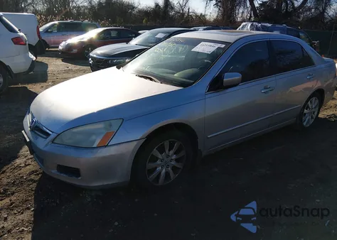 2007 Honda Accord 3.0 Ex из США, поврежденный, VIN 1HGCM66507A009696